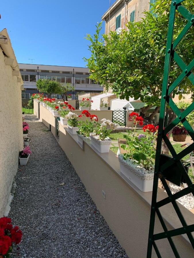 Don Francisco Rooms Tropea Buitenkant foto