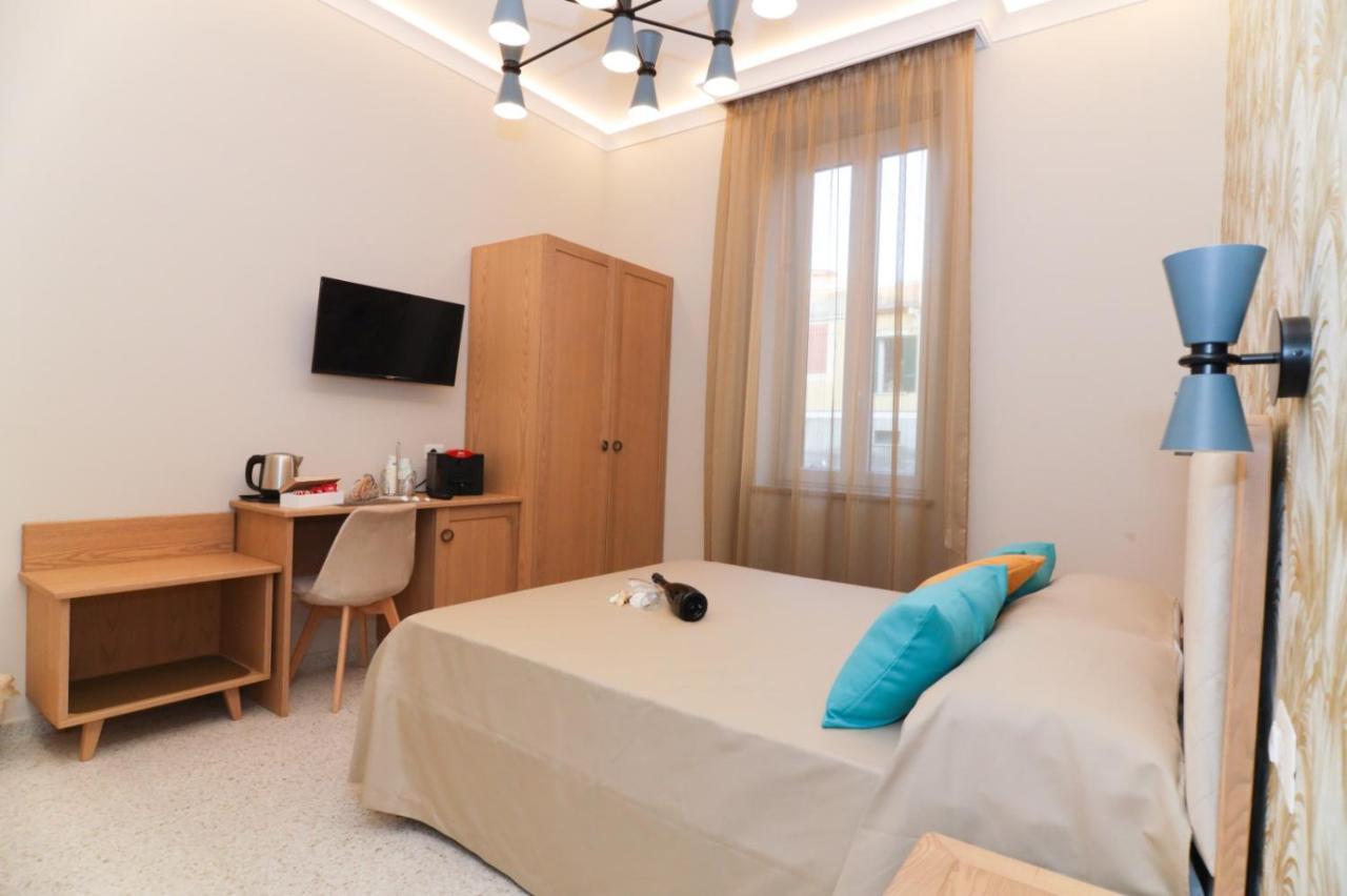 Don Francisco Rooms Tropea Buitenkant foto