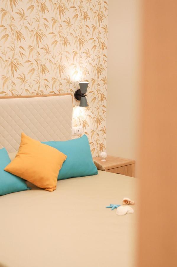 Don Francisco Rooms Tropea Buitenkant foto