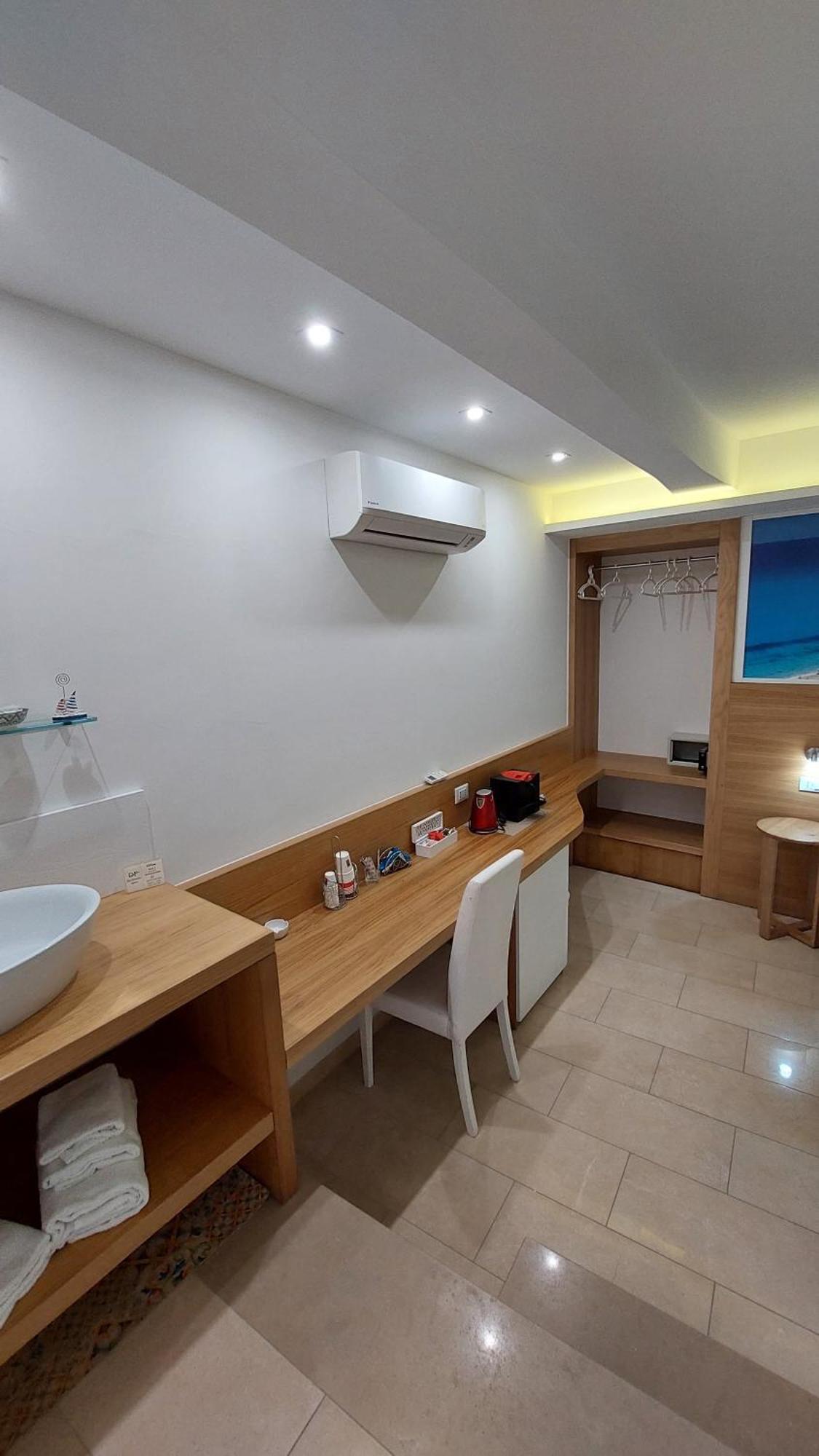 Don Francisco Rooms Tropea Buitenkant foto